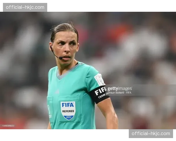 前法甲裁判谈执法感受：比赛节奏越来越快，对判罚提出新挑战