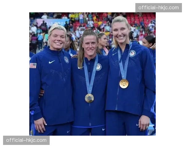 康涅狄格太阳核心阿莉莎·托马斯荣获2025-26休赛期WNBA社区关怀奖